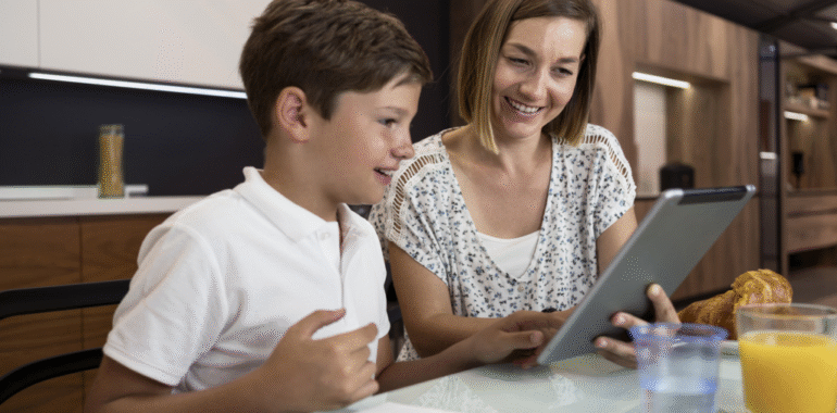 How to Manage Social Media Usage:: 6 Ways for Teens on the Digital Management